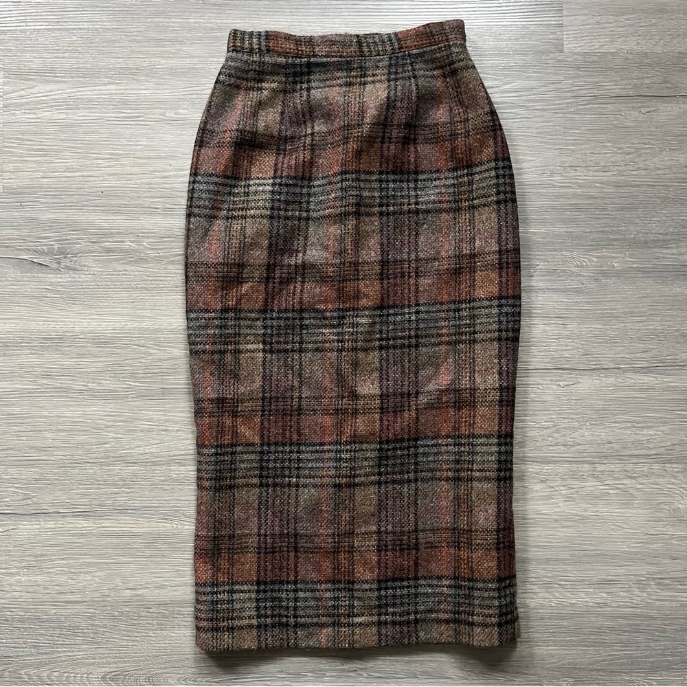 VTG French 100% Wool Plaid Maxi Skirt